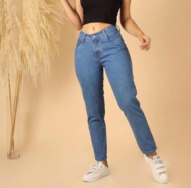 JEAN MOON